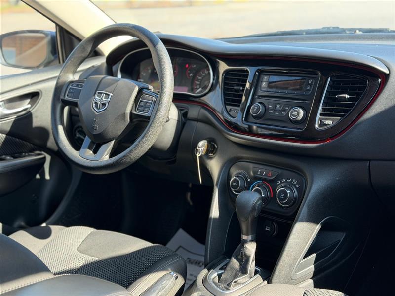 2016 Dodge Dart SXT - Photo 19