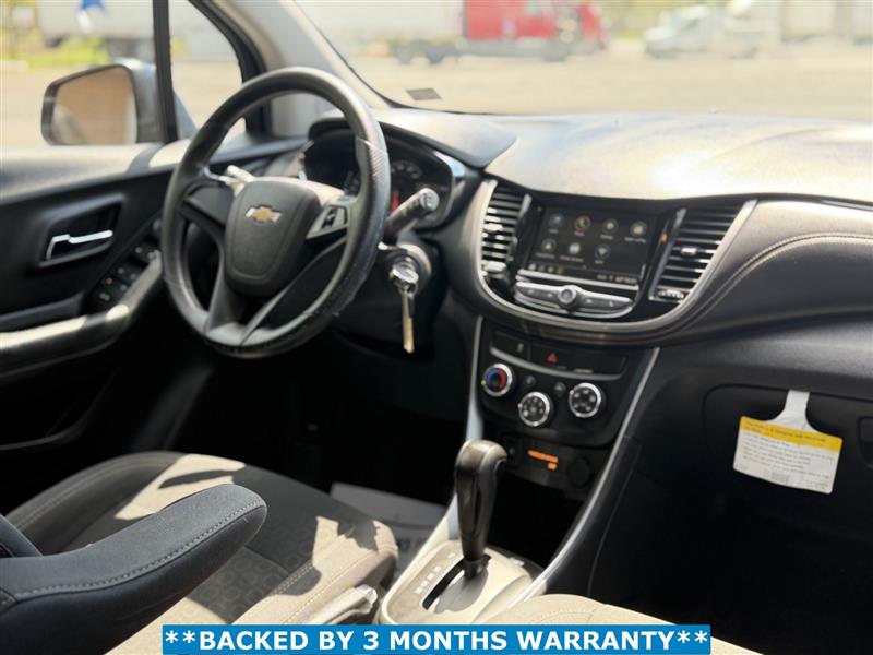 2019 Chevrolet Trax LS - Photo 20