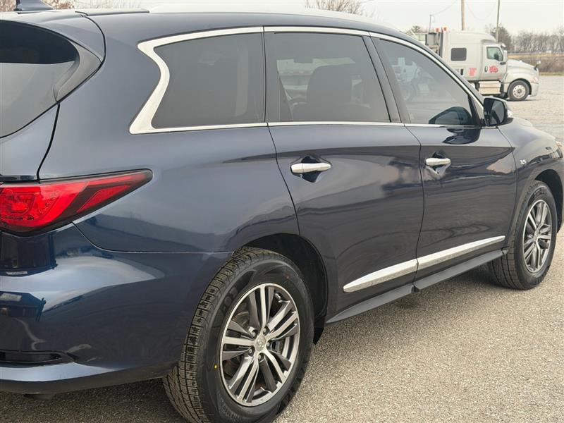 2018 INFINITI QX60 Base - Photo 10