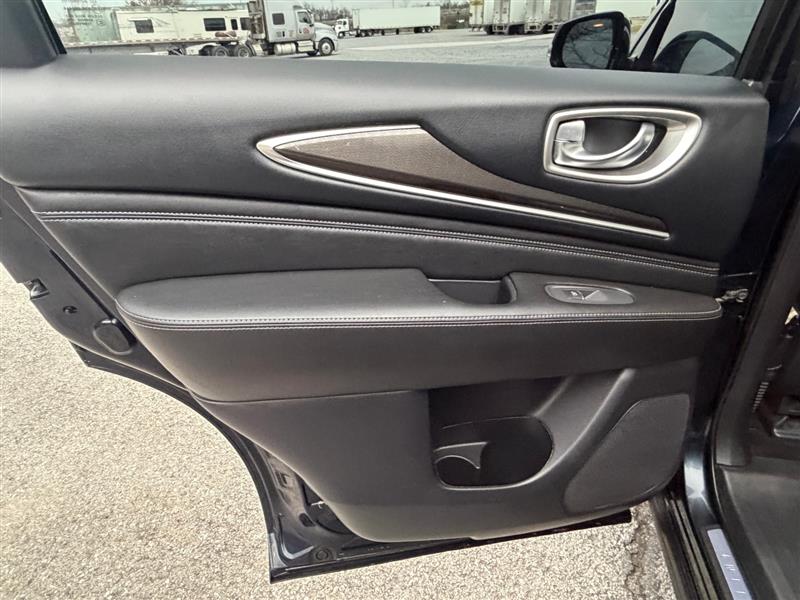 2018 INFINITI QX60 Base - Photo 13