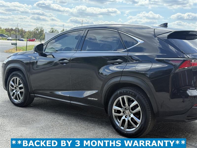 2015 Lexus NX 300h - Photo 9