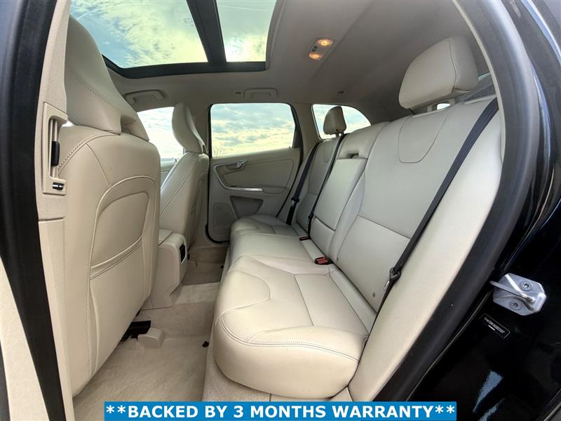 2016 Volvo XC60 Premier - Photo 13