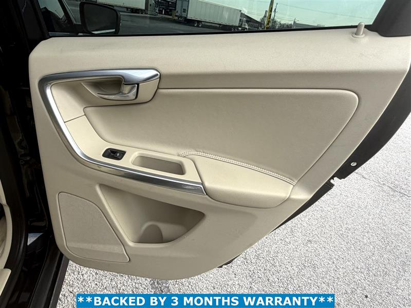 2016 Volvo XC60 Premier - Photo 15