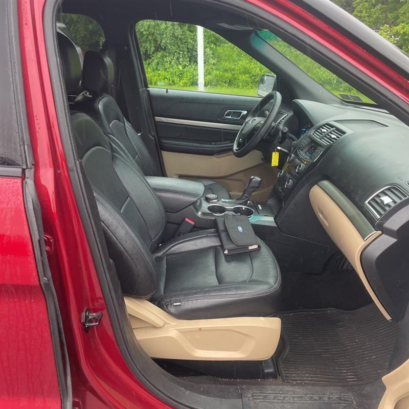 2016 Ford Explorer Base - Photo 12