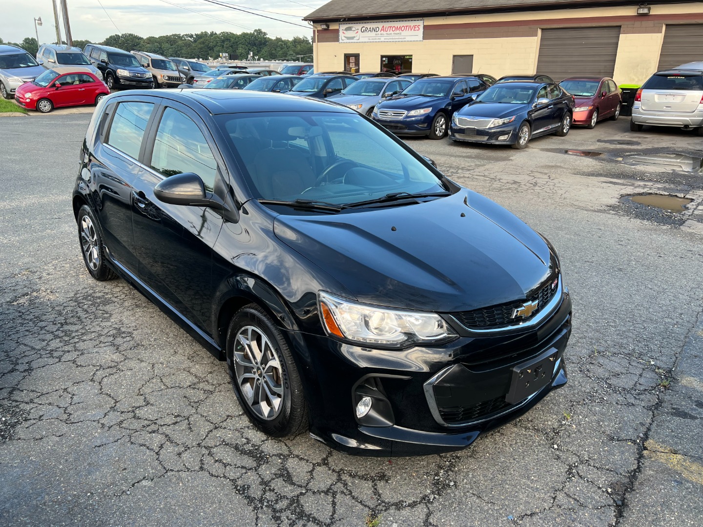 2017 Chevrolet Sonic 5dr LT Automatic's photo