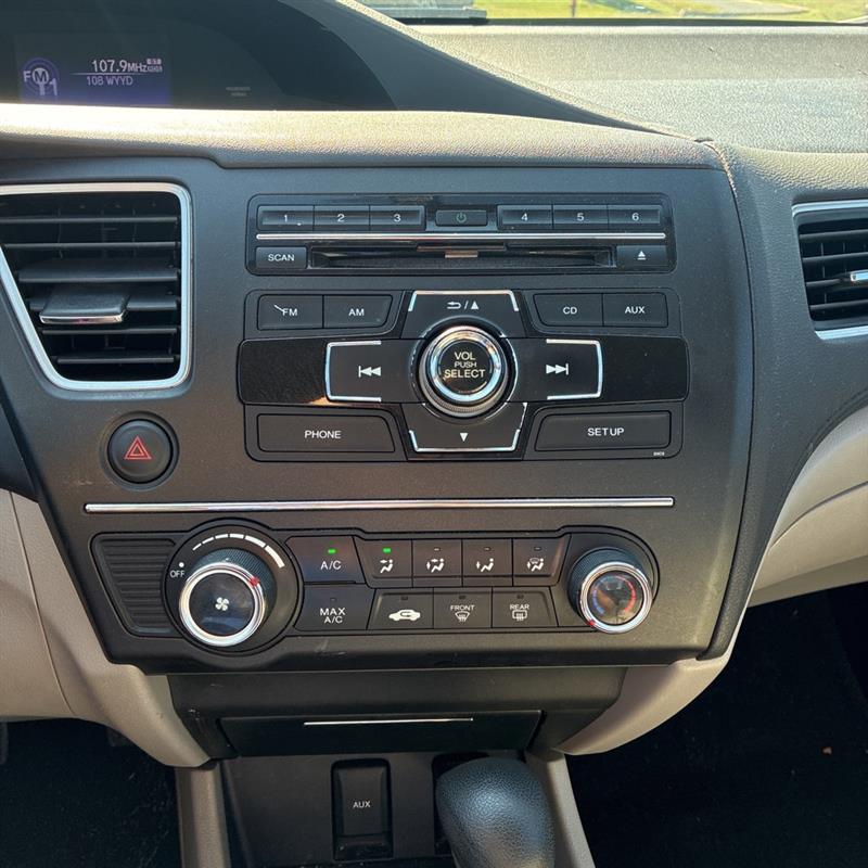 2014 Honda Civic LX - Photo 11