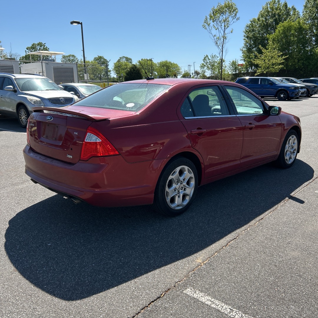 2010 Ford Fusion SE - Photo 3