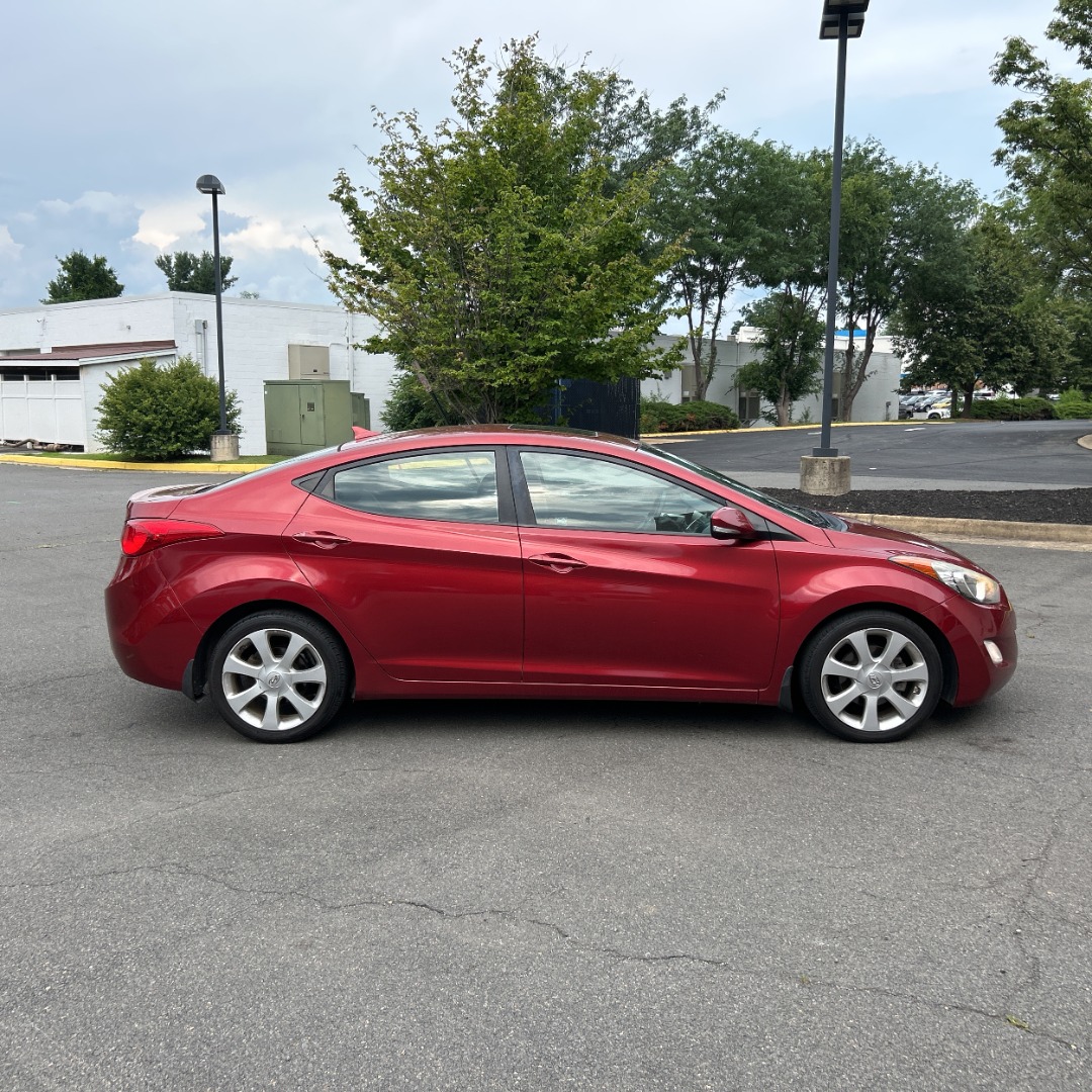 2013 Hyundai Elantra Limited - Photo 7