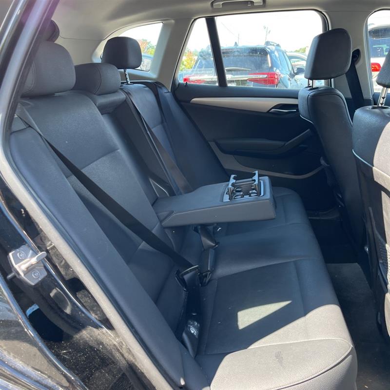 2015 BMW X1 28i - Photo 17