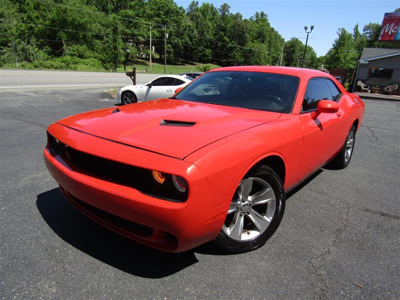 2019 DODGE CHALLENGER SXT