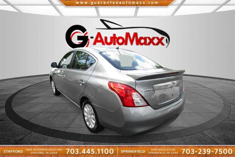 View vehicle photo 7