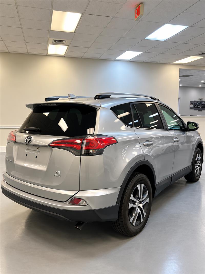2017 TOYOTA RAV4 LE AWD