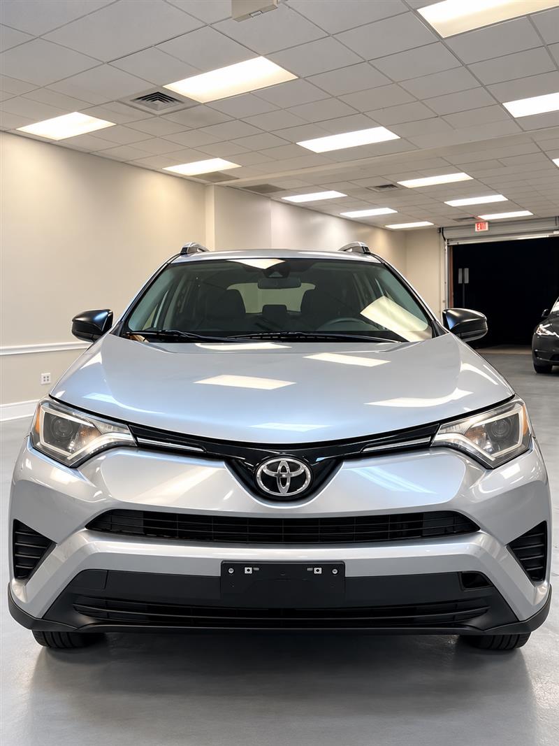 2017 TOYOTA RAV4 LE AWD