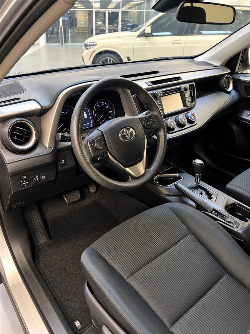 2017 TOYOTA RAV4 LE AWD