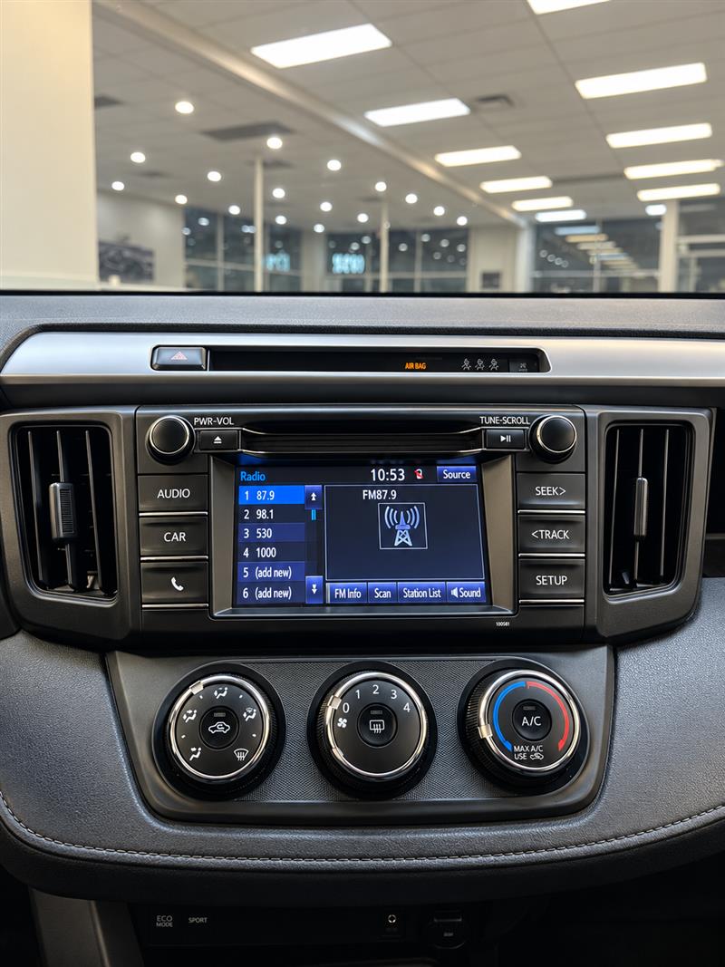 2017 TOYOTA RAV4 LE AWD