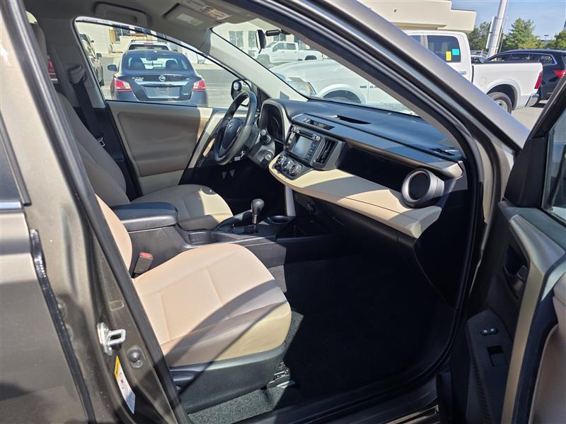 2013 TOYOTA RAV4 LE