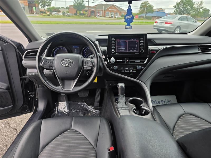 2023 TOYOTA CAMRY SE W/ LEATHER