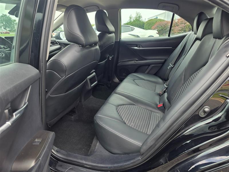 2023 TOYOTA CAMRY SE W/ LEATHER
