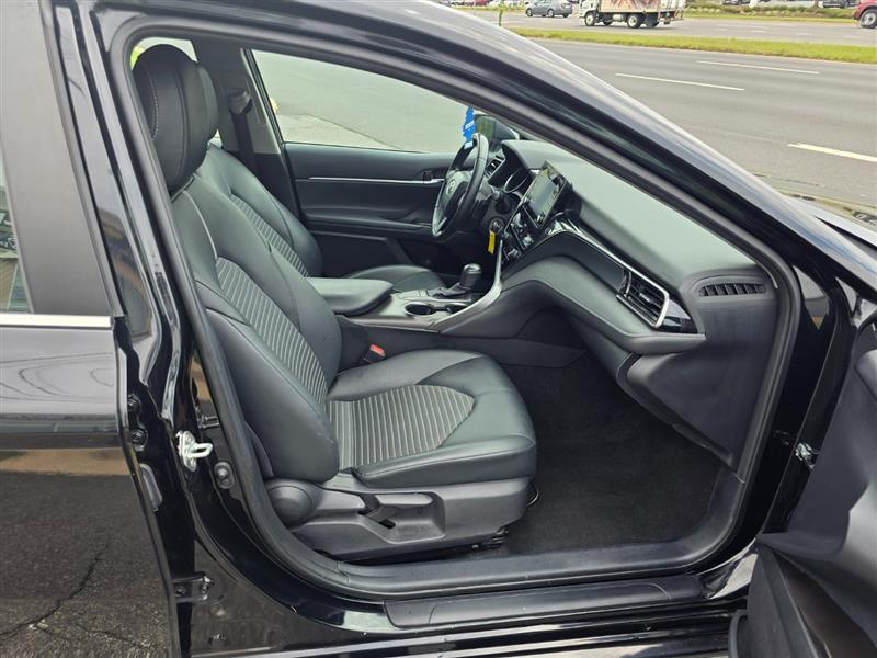 2023 TOYOTA CAMRY SE W/ LEATHER