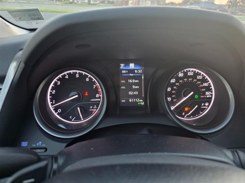 2024 TOYOTA CAMRY SE