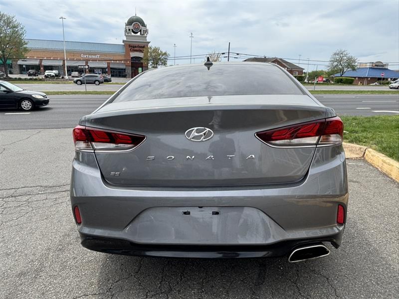 2018 HYUNDAI SONATA SE