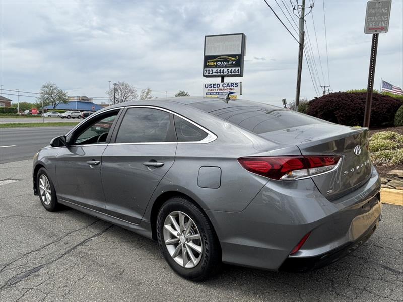 2018 HYUNDAI SONATA SE