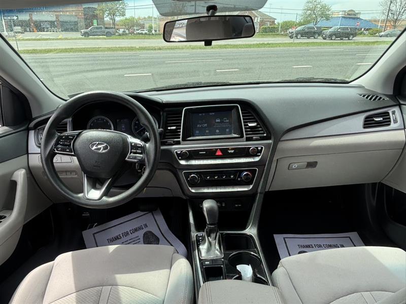 2018 HYUNDAI SONATA SE