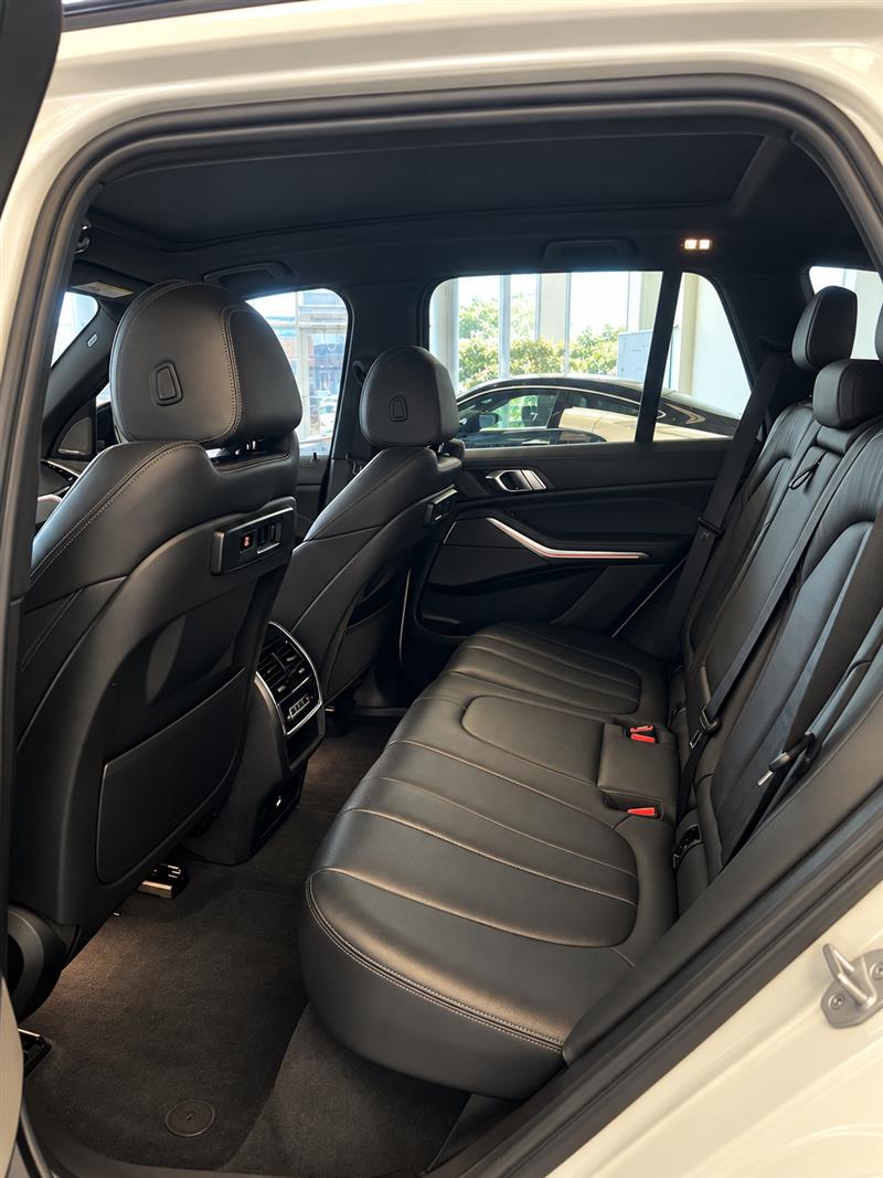 2021 BMW X5 40IS M SPORT