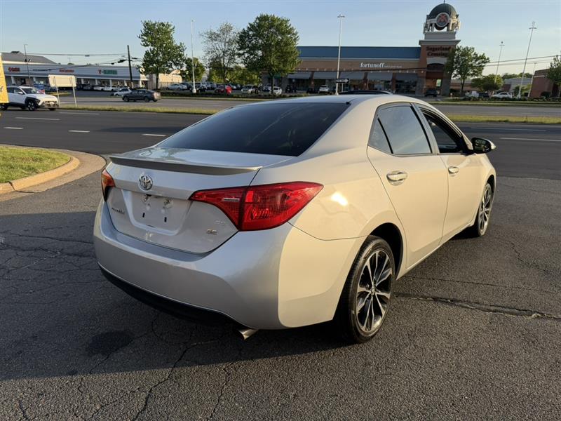 2017 TOYOTA COROLLA SE