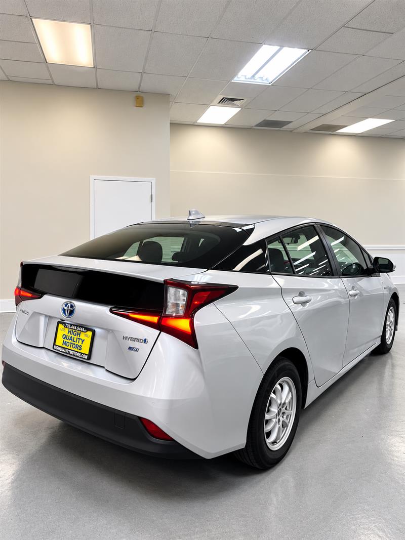 2022 TOYOTA PRIUS L ECO
