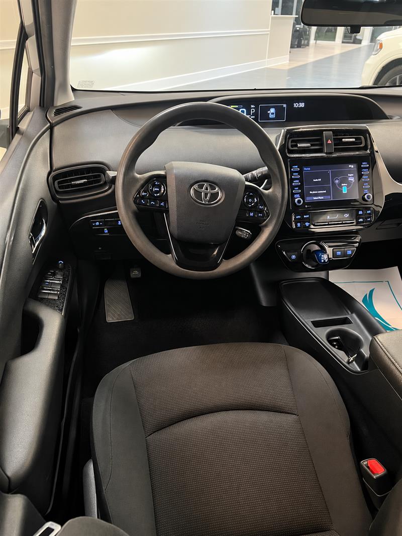 2022 TOYOTA PRIUS L ECO
