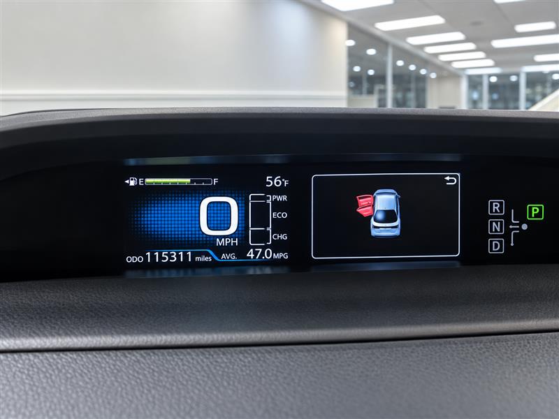 2022 TOYOTA PRIUS L ECO