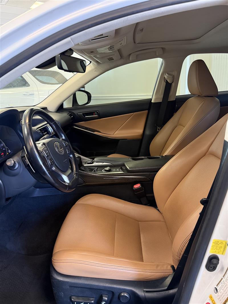 2017 LEXUS IS IS 300