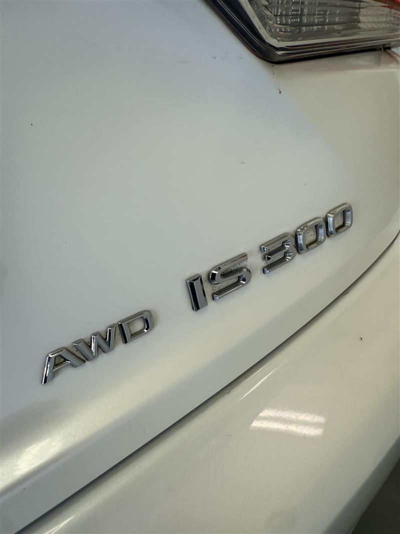 2017 LEXUS IS IS 300