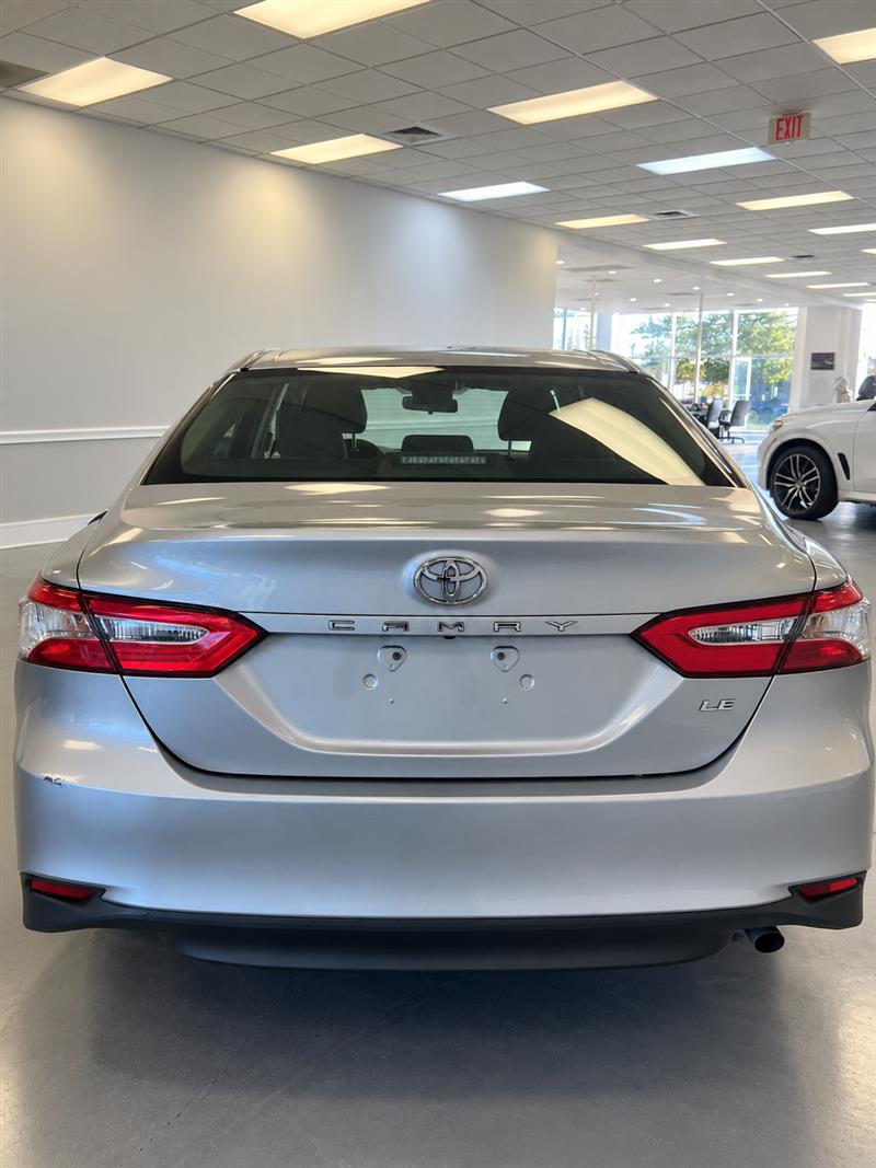 2018 TOYOTA CAMRY LE