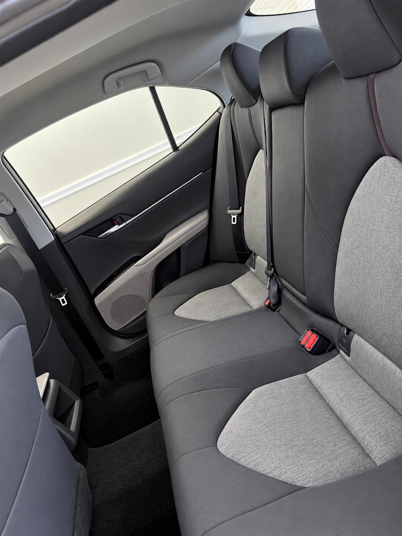 2018 TOYOTA CAMRY LE