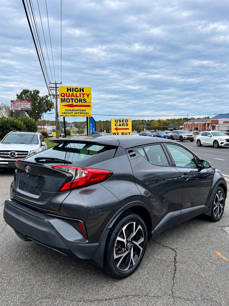 2020 TOYOTA C-HR XLE