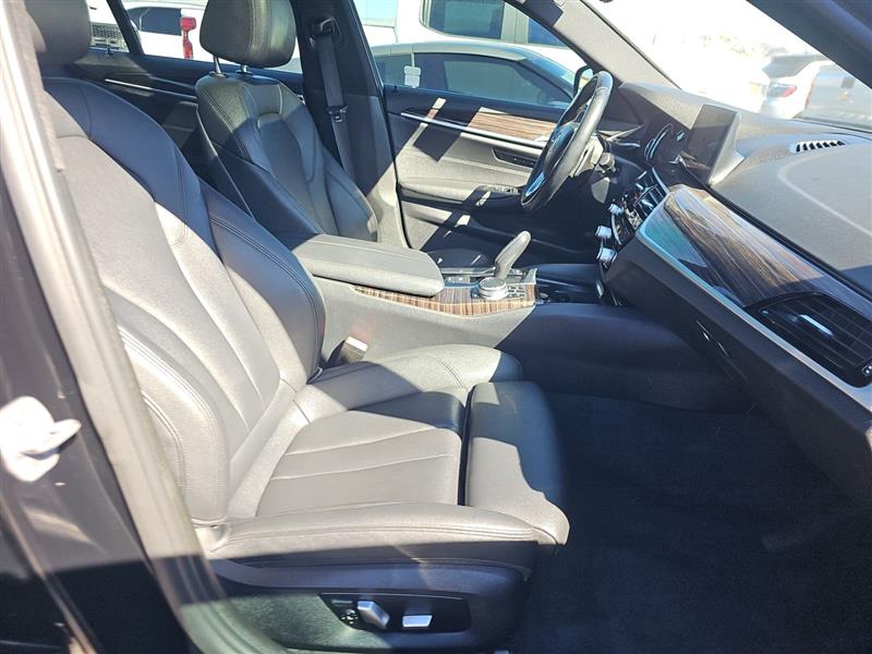 2018 BMW 5 SERIES 530i