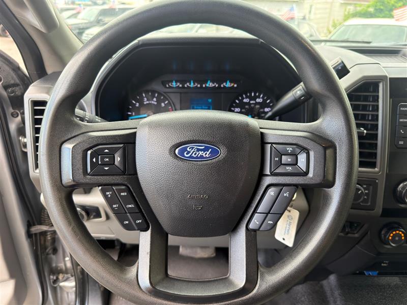 2020 Ford F-350 Super Duty Chassis Cab XL - Photo 12