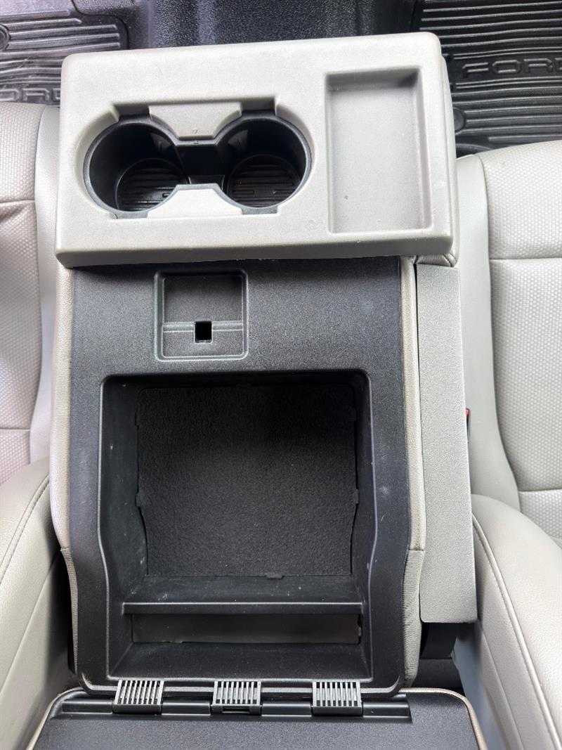 2020 Ford F-350 Super Duty Chassis Cab XL - Photo 14