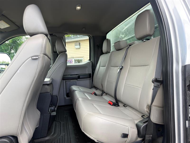 2020 Ford F-350 Super Duty Chassis Cab XL - Photo 21