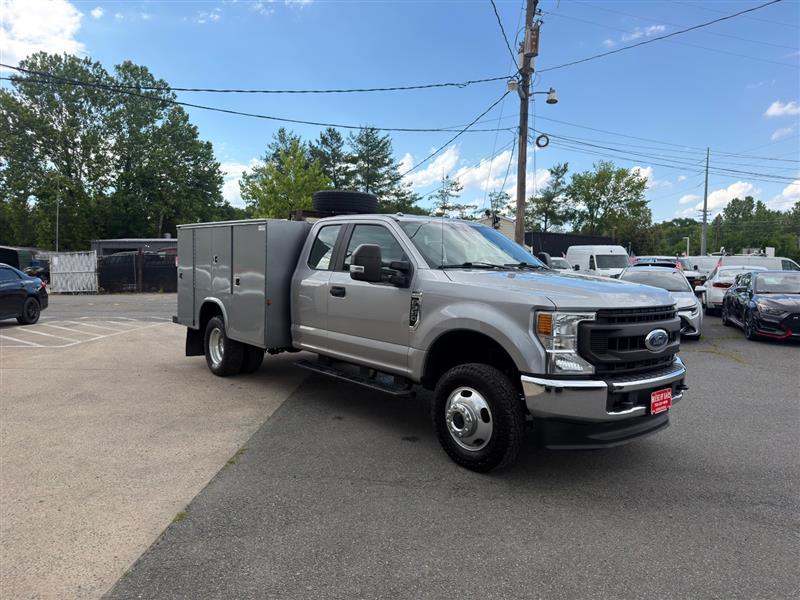 2020 Ford F-350 Super Duty Chassis Cab XL - Photo 8