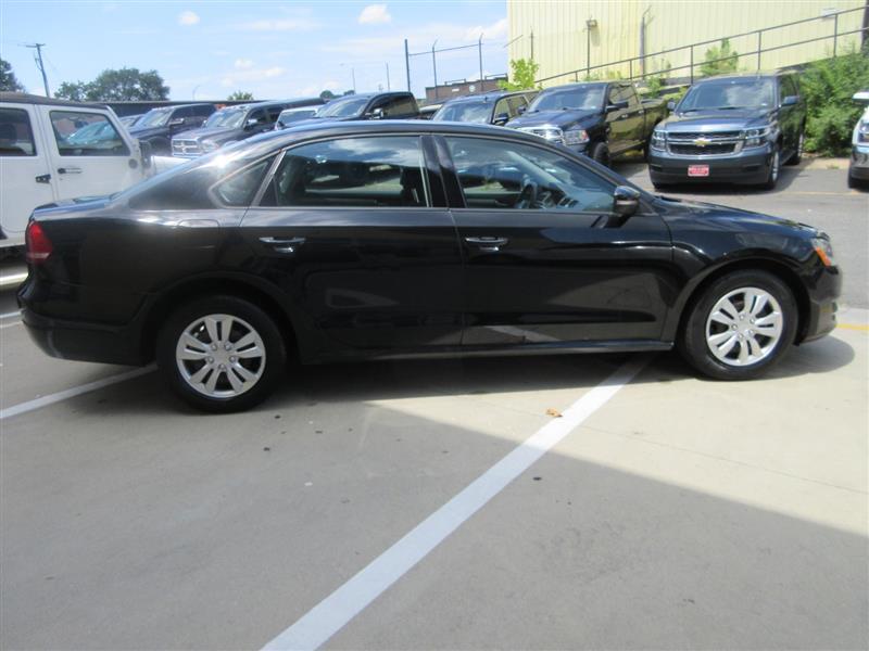 2014 Volkswagen Passat S - Photo 10