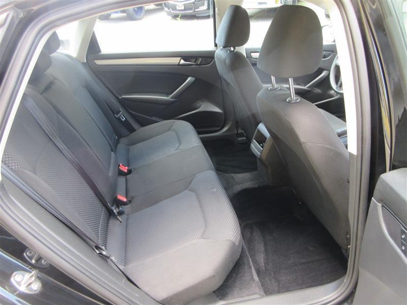 2014 Volkswagen Passat S - Photo 20