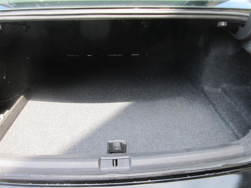 2014 Volkswagen Passat S - Photo 8