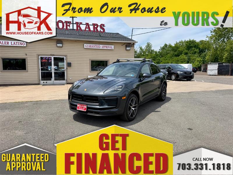 2025 Porsche Macan T's photo