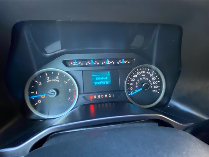 2015 Ford F-150 XLT - Photo 18