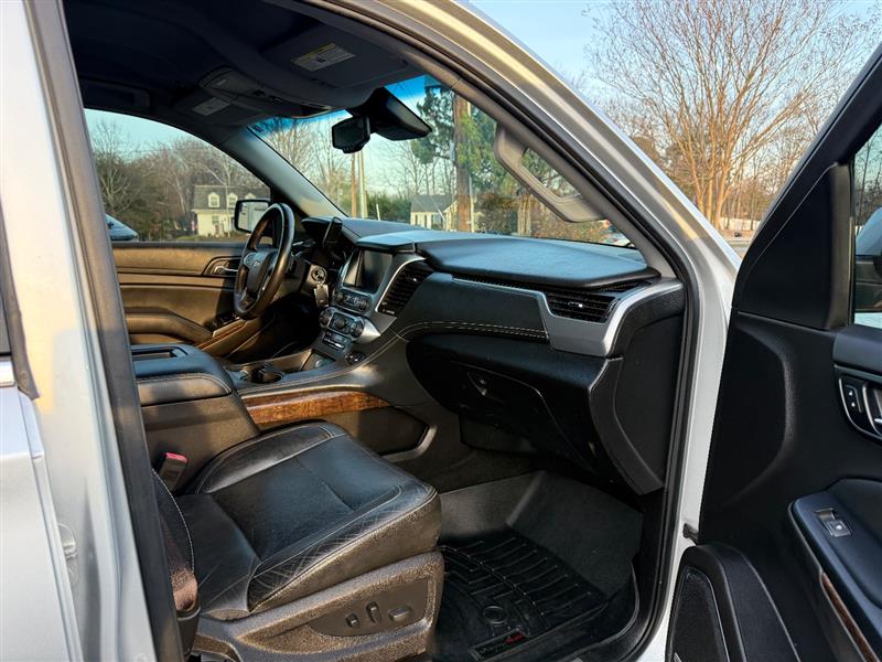 2017 Chevrolet Tahoe LT - Photo 14