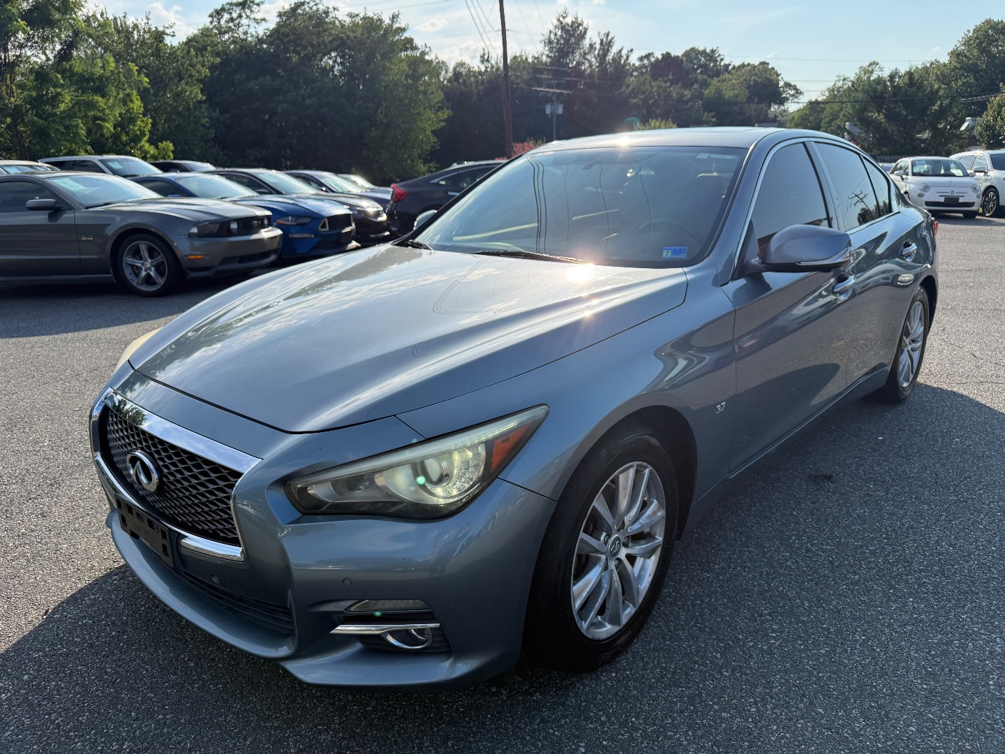2014 INFINITI Q50