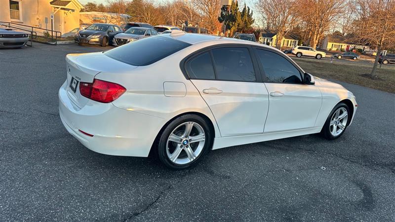 2014 BMW 3 Series 320i - Photo 13